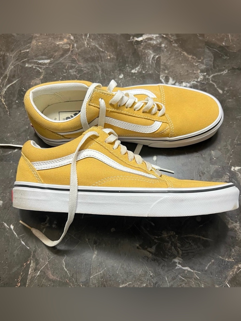 Vans Old Skool Mens Size 8 Womens Size 9.5 Yellow Athletic Skate Shoes Sneakers